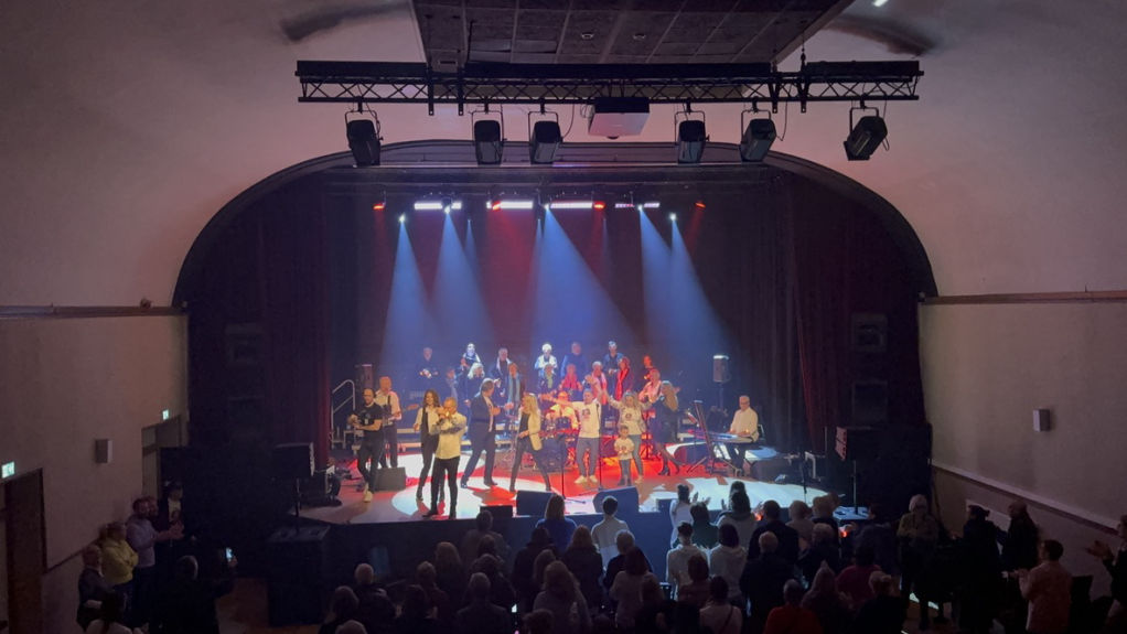 Sonorisation éclairage d'un concert dans le Nord pas de Calais - MSL Evenementiels Prestation technique audiovisuelles