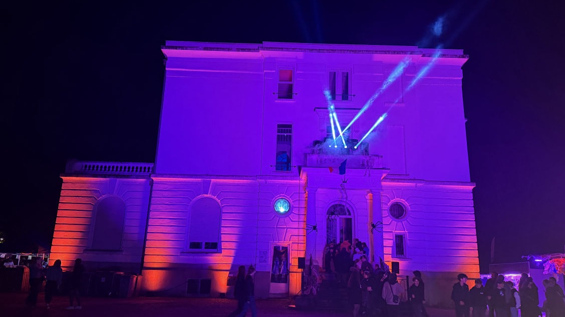 Eclairage de monument avec des projecteurs extérieur